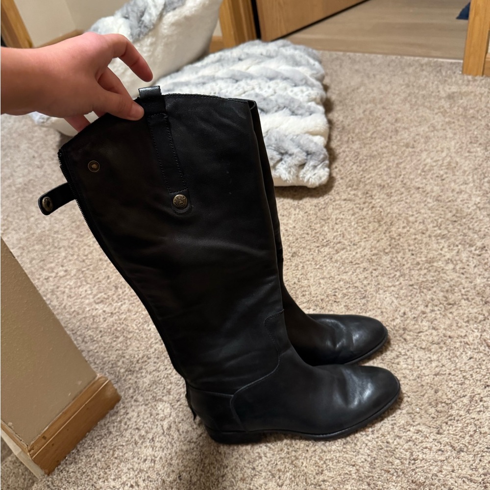 Sam Edelman Black Heeled Boots with Classic Design